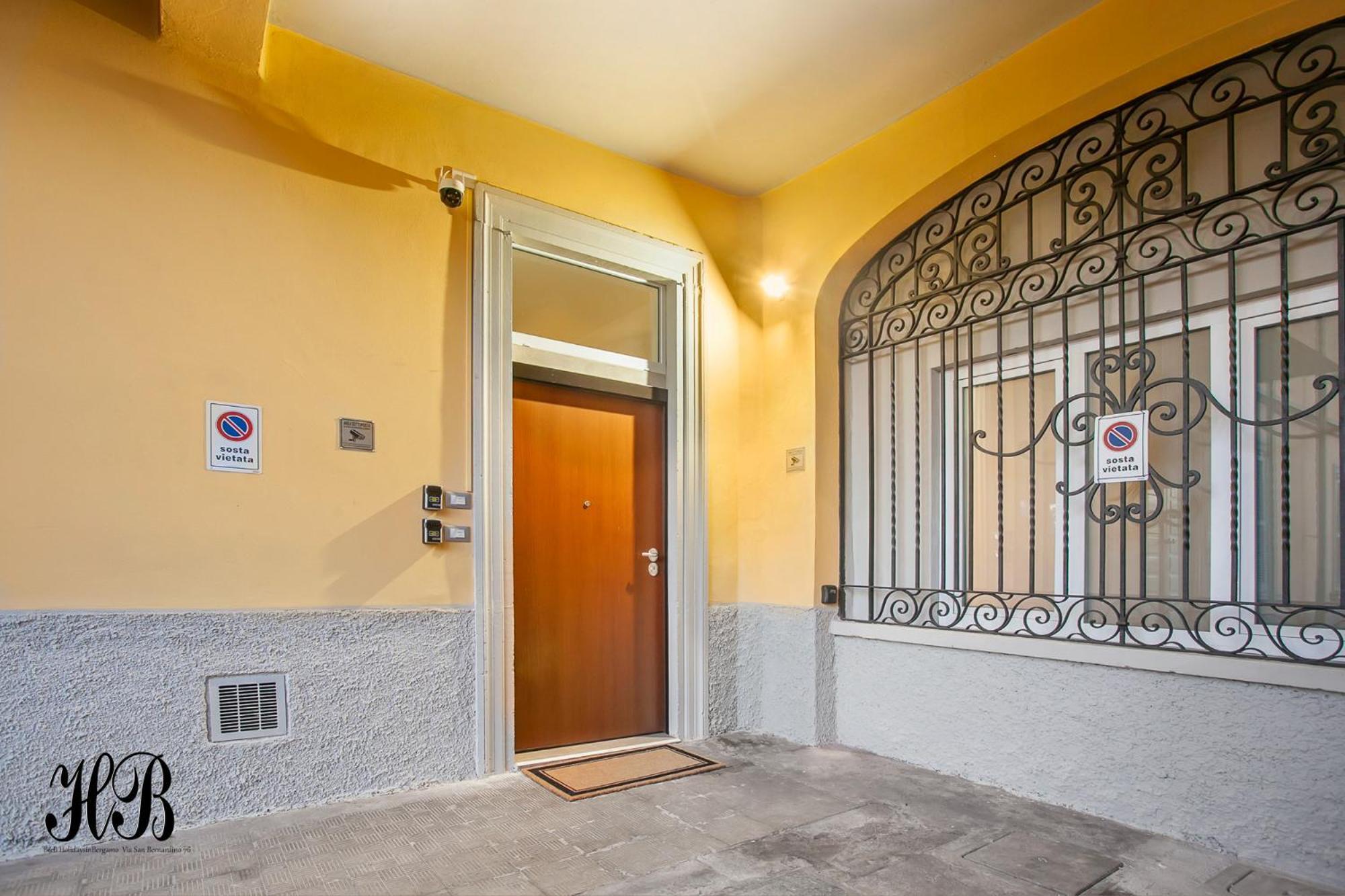 Holidays In Bergamo Exterior photo